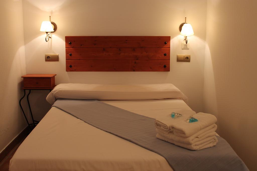 Hostal Amantes De Теруэль Экстерьер фото