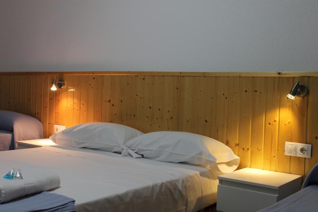 Hostal Amantes De Теруэль Экстерьер фото